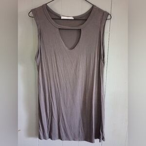 American Able Gray Sleeveless Women's Top